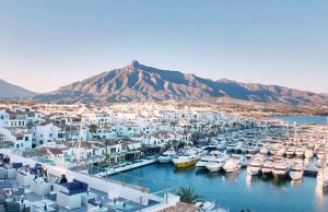 26 x 6.7 Meter Liegeplatz Puerto Banus Yachthafen Zu Verkaufen