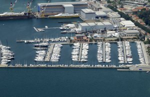 15 x 4.75 Meter Liegeplatz Porto Lottie Yachthafen, La Spezia -