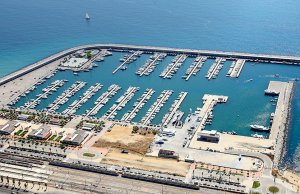 50 x 8 Meter Liegeplatz Vilanova Grand I La Geltru Yachthafen Zu Verkaufen