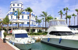 10 x 3.5 Meter Liegeplatz Estepona Yachthafen