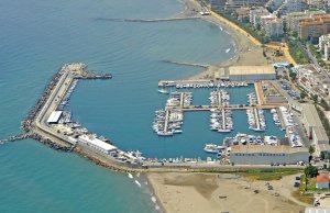 20 x 5 Meter Liegeplatz Deportivo Marbella