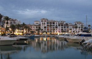 15 x 4.5 Meter Liegeplatz Puerto de la Duquesa Zu Vermieten