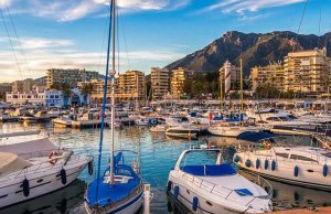 20 x 5 Meter Liegeplatz Deportivo Marbella Zu Vermieten