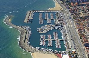 12 x 4.15 Meter Liegeplatz Port Masnou Yachthafen