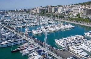 128 Meter Liegeplatz Pantalan del Mediterraneno Palma Yachthafen