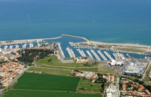 11 x 4.5 Meter Liegeplatz Port de Saint Cyprien Zu Verkaufen