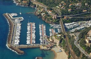 12 x 3.8 Meter Liegeplatz Port de la Rague Yachthafen Zu Verkaufen