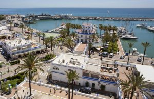 20 x 5 Meter Liegeplatz Estepona Yachthafen Zu Verkaufen