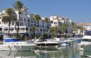 8 x 3.5 Meter Liegeplatz Puerto de la Duquesa Zu Verkaufen