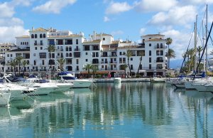 8 x 3.5 Meter Liegeplatz Puerto de la Duquesa Zu Verkaufen