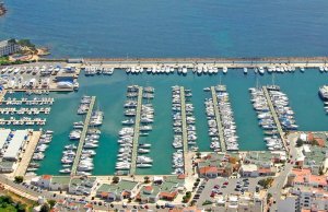 22 x 6.5 Meter Liegeplatz Santa Eulalia Yachthafen Zu Verkaufen