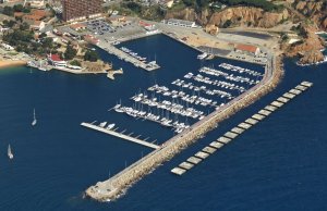 12 x 4 Meter Liegeplatz Sant Feliu de Guixols Yachthafen Zu Verkaufen