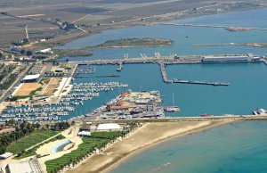 20 x 5.5 Meter Liegeplatz Sant Carles Yachthafen Zu Verkaufen