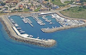 8 x 3 Meter Liegeplatz Sant Pere Yachthafen Zu Verkaufen