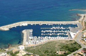 8 x 3 Meter Liegeplatz Sant Pere Yachthafen Zu Verkaufen