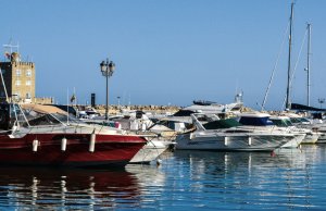 12 x 4.5 Meter Liegeplatz Sotogrande Yachthafen Zu Verkaufen