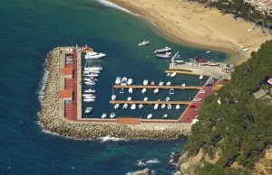 10 x 4 Meter Liegeplatz Puerto de Llafranc Yachthafen Zu Verkaufen