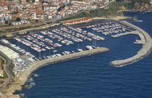 12 x 4 Meter Liegeplatz Palamos Yachthafen Zu Verkaufen