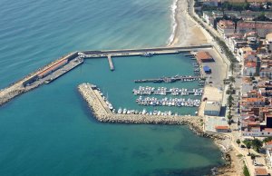 6 x 2.5 Meter Liegeplatz CN Cases d'Alcanar Yachthafen Zu Verkaufen