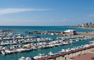 12 x 4 Meter Liegeplatz Club Nautico Campello Yachthafen Zu Verkaufen