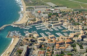 6 x 2.5 Meter Liegeplatz Port De Frejus Yachthafen Zu Verkaufen