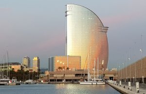 35 X 9 Meter Liegeplatz Yachthafen Vela Barcelona Zu Verkaufen