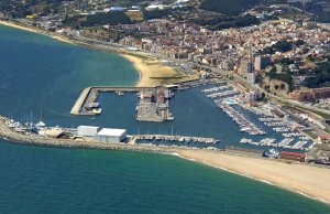 12 x 4 Meter Liegeplatz Arenys de Mar Yachthafen Zu Verkaufen