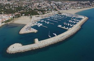 8 x 3 Meter Liegeplatz Roda de Bara Yachthafen Zu Verkaufen