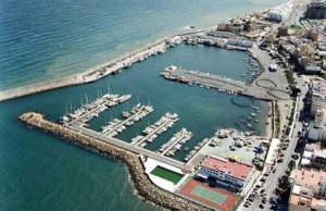 8 x 3 Meter Liegeplatz Real Club Nauticio Roquetas de Mar Yachthafen Zu Verkaufen