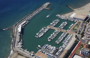 8 x 3 Meter Liegeplatz Puerto Deportivo Yachthafen La Bajadilla Zu Verkaufen