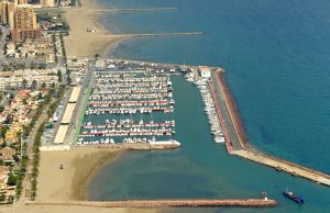 8 x 3 Meter Liegeplatz Puerto Deportivo Pobla Yachthafen Zu Verkaufen