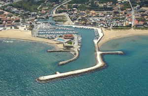 12 x 4 Meter Liegeplatz Club Nautico Oliva Yachthafen Zu Verkaufen