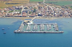 8 x 3 Meter Liegeplatz Club Náutico Los Nietos Yachthafen Zu Vermieten