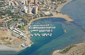 8 x 3 Meter Liegeplatz Club Náutico Dos Mares Yachthafen Zu Verkaufen