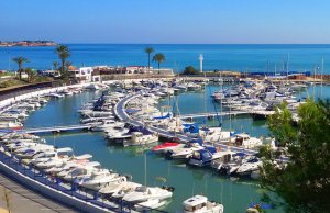 14 x 5 Meter Liegeplatz Club Nàutico Dehesa de Campoamor Yachthafen Zu Verkaufen