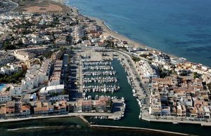 8 x 3 Meter Liegeplatz Cabo De Palos Yachthafen Zu Verkaufen