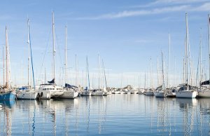 8 x 3 Meter Liegeplatz Port de Golfe-Juan Yachthafen Zu Verkaufen