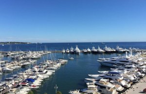 14 x 4.5 Meter Liegeplatz Port de Golfe-Juan Yachthafen Zu Verkaufen