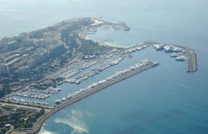 8 x 3 Meter Liegeplatz Port Pierre Canto Cannes Yachthafen Zu Verkaufen