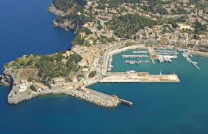 8 x 3 Meter Liegeplatz Puerto de Soller Yachthafen Tramontana Zu Verkaufen