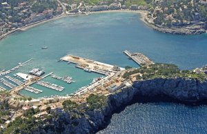 8 x 3 Meter Liegeplatz Puerto de Soller Yachthafen Tramontana Zu Verkaufen