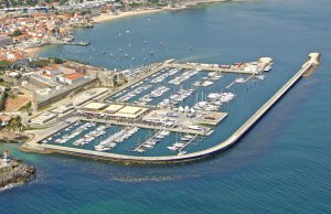 8 x 3 Meter Liegeplatz Yachthafen de Cascais Zu Verkaufen