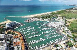 8 x 3 Meter Liegeplatz Yachthafen de Vilamoura Zu Verkaufen