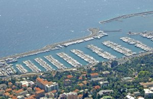 26 x 5.9 Meter Liegeplatz San Remo Portosole Yachthafen Zu Verkaufen