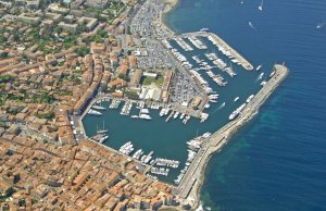 28 X 7 Meter Liegeplatz Saint Tropez Yachthafen Zu Verkaufen