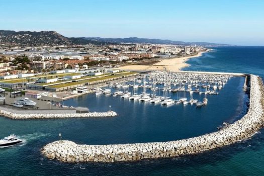 Port Premià de Mar Yachthafen - Yachthafen Liegeplätze